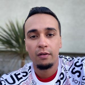 Meet your Posher, Jonathan